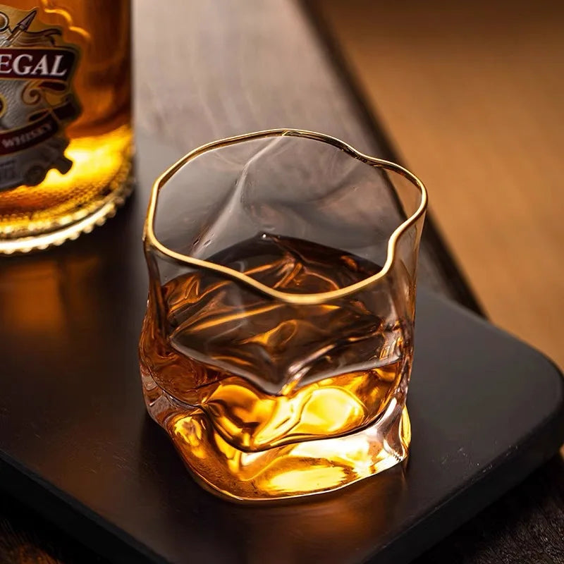 Whiskyglazen met textuur