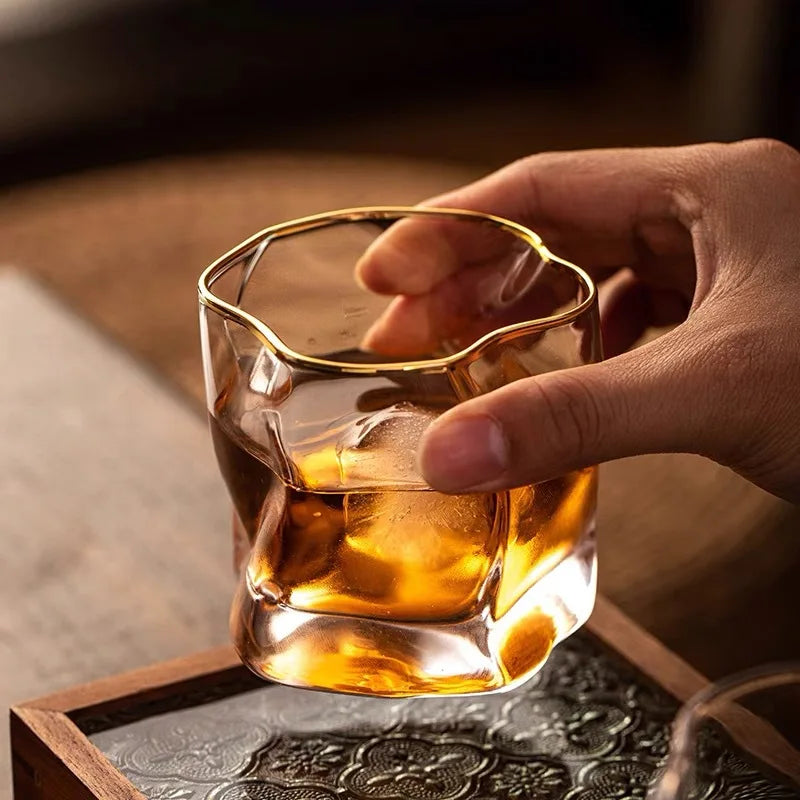 Whiskyglazen met textuur