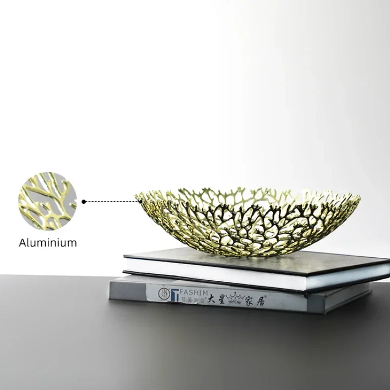 Metalen koraal decoratieve schaal