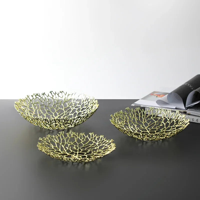 Metalen koraal decoratieve schaal