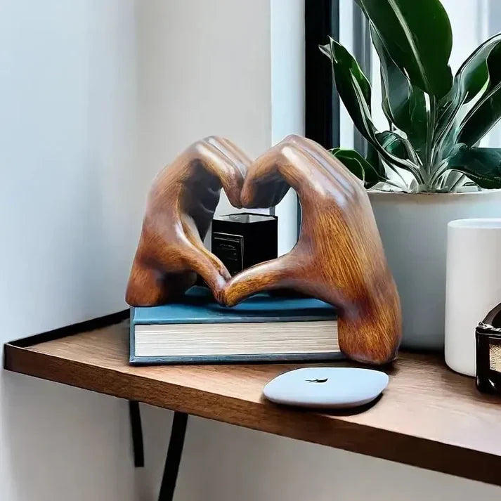 WarmHold Hart Handen Sculptuur – Handgemaakt